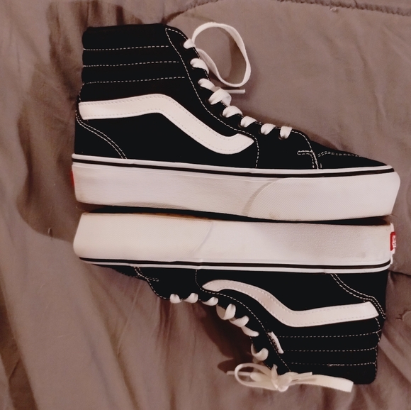NWOB VANS SK-8 Hi Black & White Side Stripe High Top Sneakers Shoes. - Picture 3 of 10